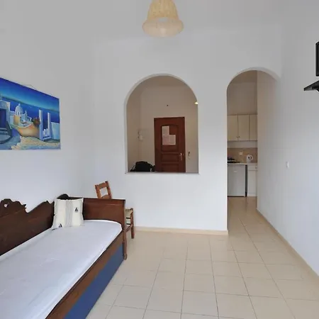 Sunflower 3* Kamari (Santorini)